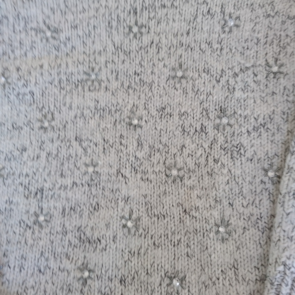 Loft pattern sweater - Picture 2 of 4